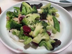 -小吊梨汤·北京菜·烤鸭(长安商场-首都博物馆店)