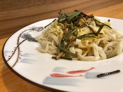 蔥油拌麵-陈八两面家(华孚写字楼店)