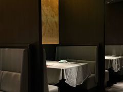 -左庭右院鲜牛肉火锅黑金店(陆家嘴中心店)
