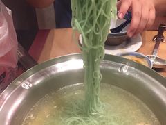 绿色面条-Mk 泰式自助火锅