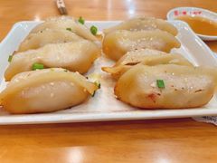 -小姜锅贴(凤凰街店)