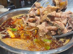 -肖肖酸萝卜鱼火锅(总店)