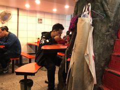 -易记皮肚面(明瓦廊店)