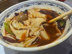 -皖佬板安徽牛肉板面(西站食宝街店)