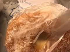 -巴黎贝甜(大宁国际商业广场店)