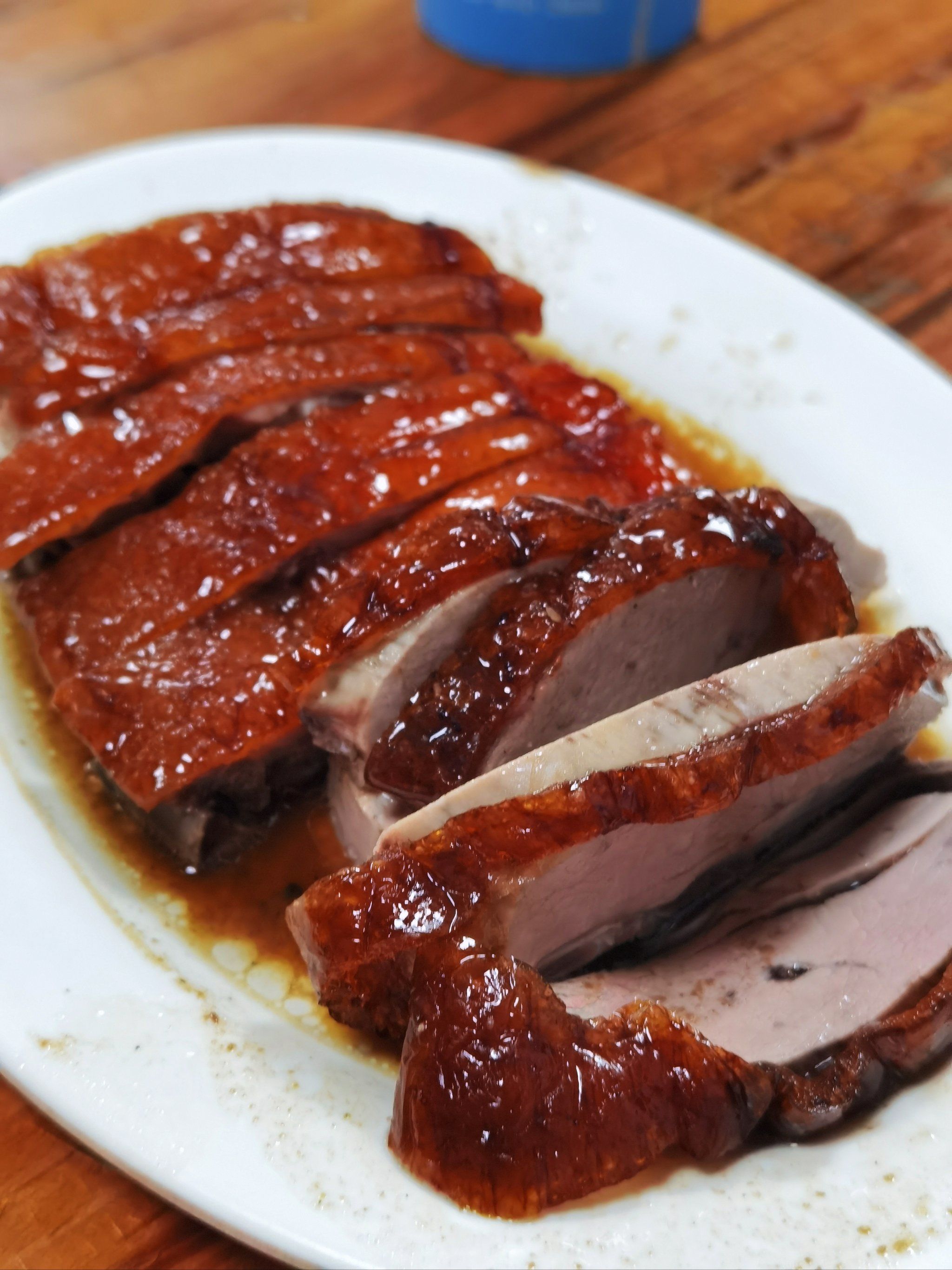 一定要配菜
「肉丸」清淡,口感好吃
「烧排骨」还好呢

#烧鸭