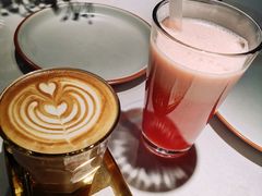 拿铁咖啡-阿妮叶李(光谷世界城店)