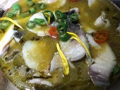 酸菜鱼-四小姐的店(泉舜店)