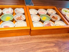 -良米山·云南野生菌过桥米线(上海首店)