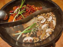 鸳鸯锅锅底-周小明火锅(黑金冠社区店)