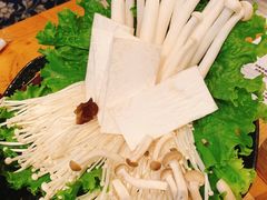 菌菇拼盘-湊湊火锅·茶憩(打浦桥日月光店)