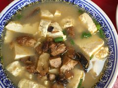 -蓝田九大碗民俗食府(蓝田店)