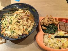-耶里夏丽·新疆菜·28年喀什老馆(田林东路店)