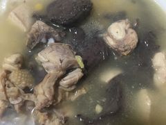 -文山荷鲜居(翠湖店)