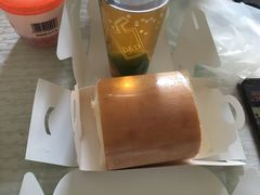 -顶东面包花园·生日蛋糕(世博店)