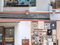 -Line 咖啡(石厦花园店)