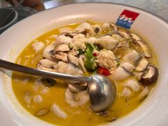 -蜜桃餐厅·伴山(湖滨商业街店)