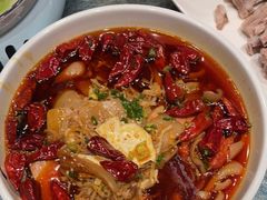 -马老六清真餐饮(西站店)