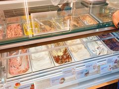 -VENCHI 闻绮(上海佛罗伦萨小镇店)