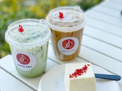 草莓白奶酪慕斯-COFFEE CALL(云锦路店)