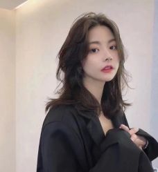 -时尚殿堂明星门店