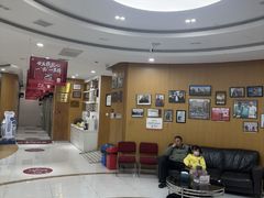 -雅悦齿科(顾村公园店)
