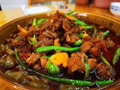 -一品红烧鸭特色川菜(三岔湖店)