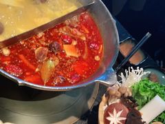 -湊湊火锅·茶憩(新中关购物中心店)