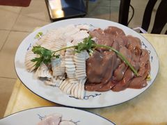 -华哥新鲜猪精品美食