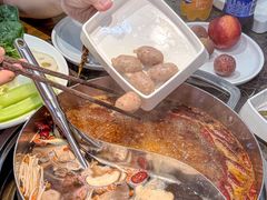 -来龍儿鲜切牛肉自助老火锅
