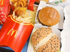 金菠闪闪-麦当劳(盐城世纪大道得来速店)