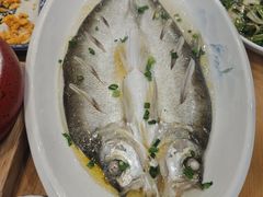 清蒸白鱼-品鲜村农家菜·阳澄湖大闸蟹(总店)