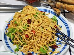 -曹掌柜小酒馆烧烤集团(宾川路店)