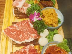 -明洞阿姨·韩式酱蟹烤肉·创意料理(三元桥店)