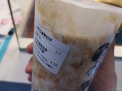 -华言豆腐鲜奶茶(杨家坪店)