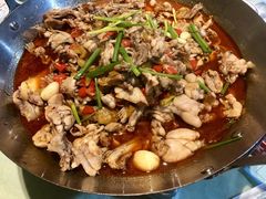 -昱龙大盆牛蛙馆(三兴街总店)
