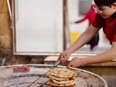 -玉龙喀什有名爱可德木烤包子