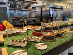 -圣丰索菲特·2 On 988 Café 自助餐厅