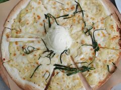 雪山榴莲松子薄饼-农畉LONFOOD(福田星河COCOPark店)