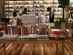 -猫的天空之城概念书店(印象城购物中心店)