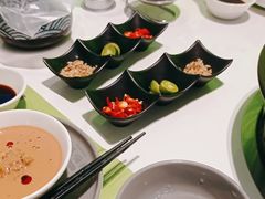 -洪氏嗨捞·广东猪肚鸡·椰子鸡火锅(西咸万象城店)