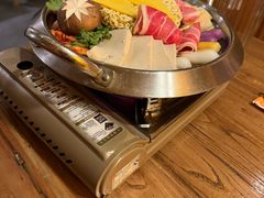 -恩你小木屋·韩式料理(假日广场店)