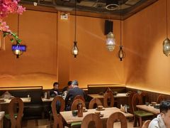 -耶里夏丽·新疆菜·28年喀什老馆(田林东路店)