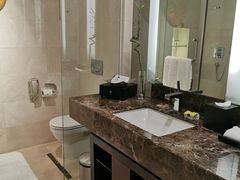 -青岛海尔洲际酒店