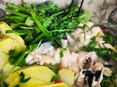 -姚记抚仙湖石锅鱼庄