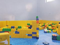 -嘿哟动霸CHUA·新潮玩运动娱乐中心·蹦床滑冰团建乐园