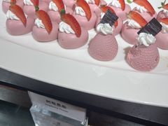 -华邑酒店·鲜艳全日自助餐厅