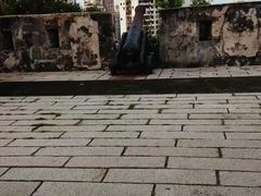 -大炮台