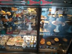 面包甜点陈列柜-星巴克(佛山南海万科店)