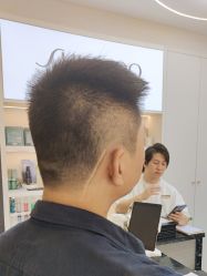 -苏豪美发S A L O N烫发染发
